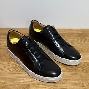 Florsheim Monopoli size 9 Black Leather Slip-On Sneakers - BRAND NEW